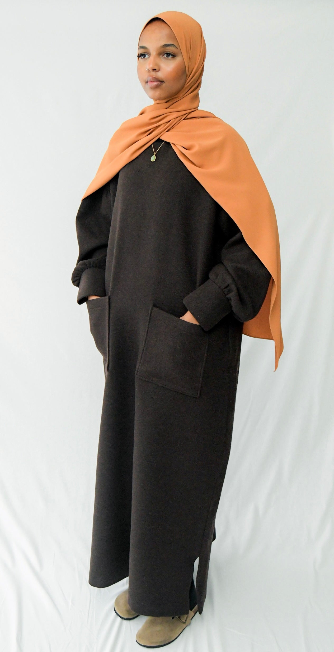 Abaya Mariya marron